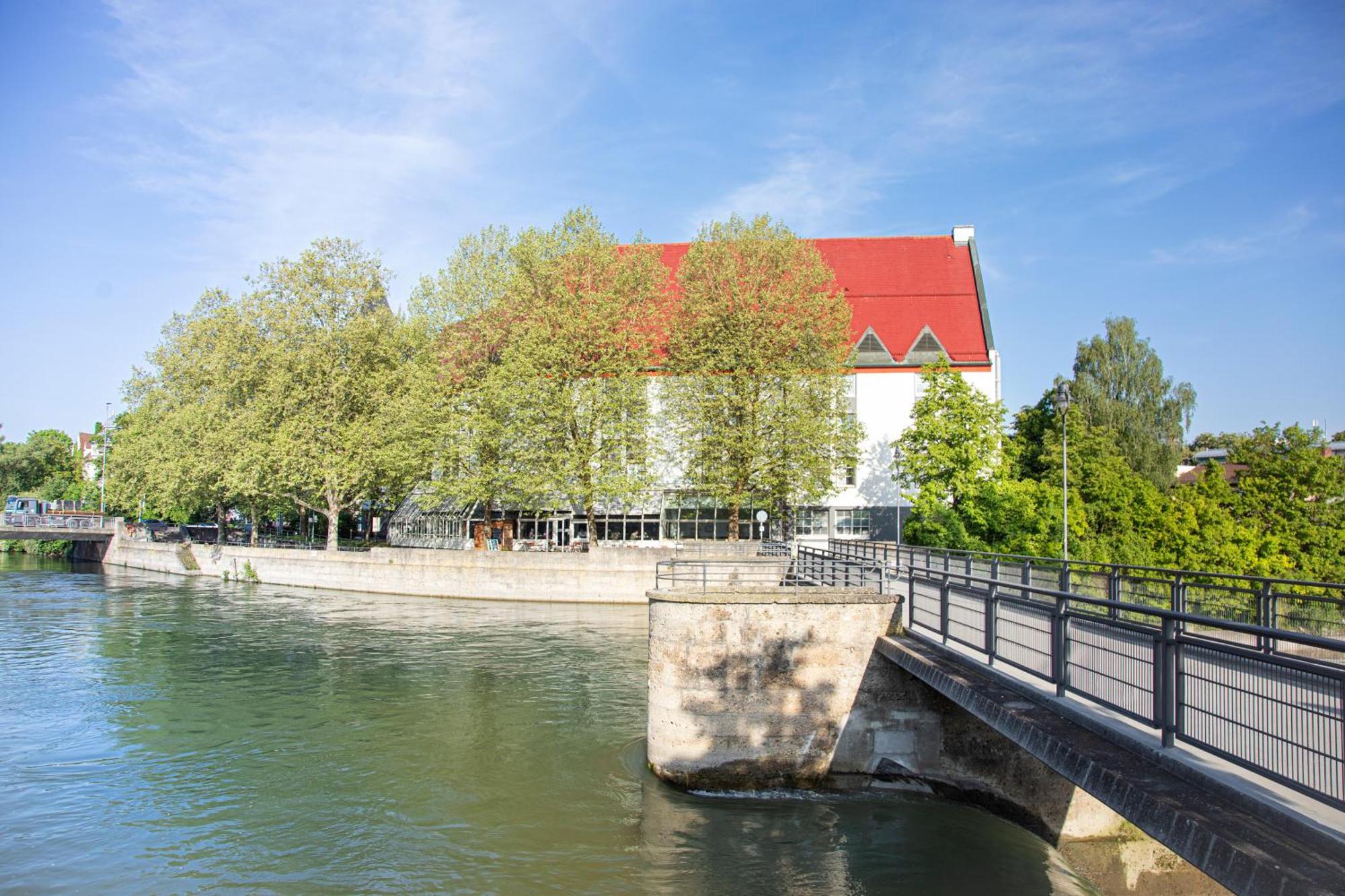 Roomingtons Kaiserhof Ландсхут Екстериор снимка