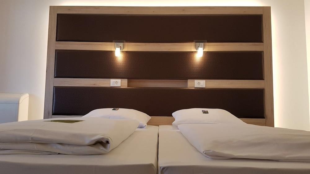 Roomingtons Kaiserhof Ландсхут Екстериор снимка